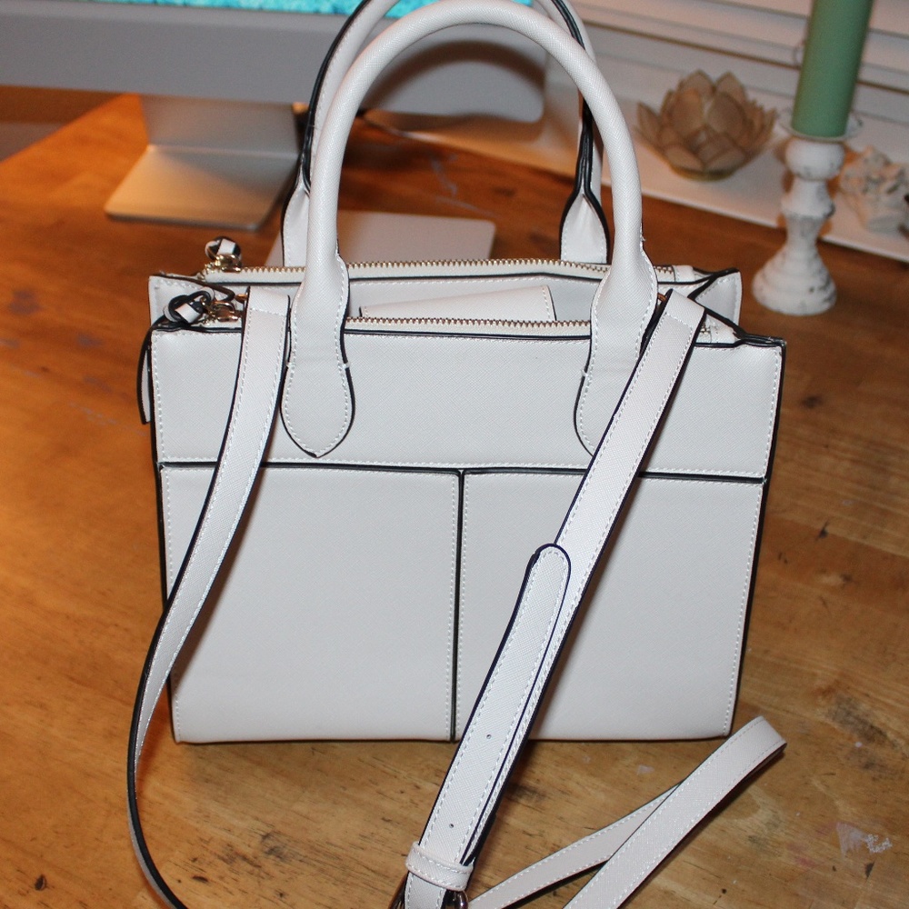 Vegan purse